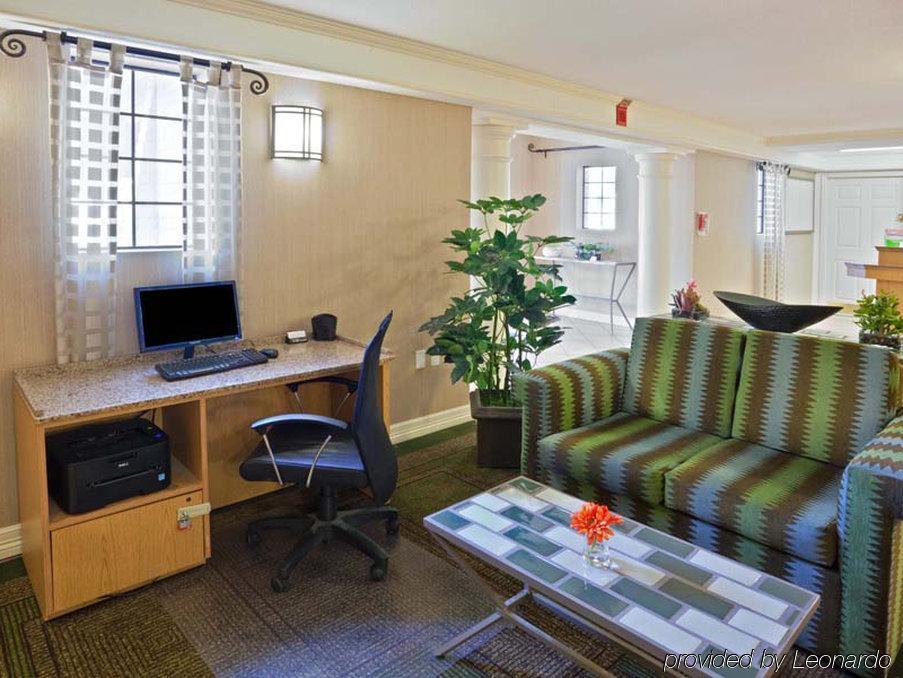 La Quinta Inn By Wyndham Phoenix Sky Harbor Airport Tempe Eksteriør bilde