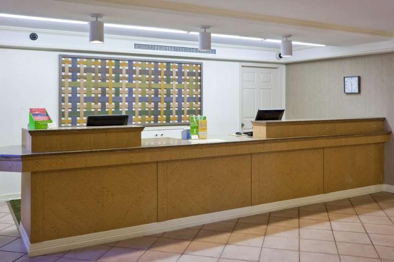 La Quinta Inn By Wyndham Phoenix Sky Harbor Airport Tempe Eksteriør bilde